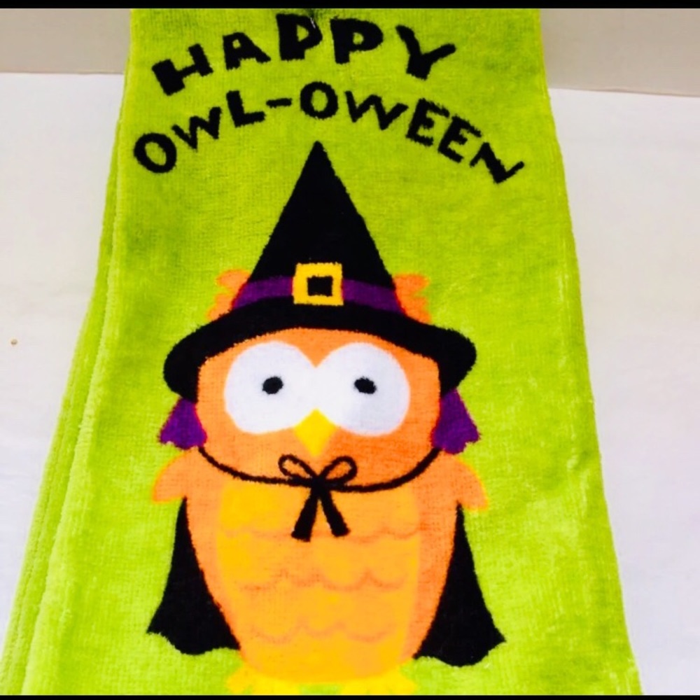 2 Halloween Happy Owl-Owen Witch Kitchen Towels